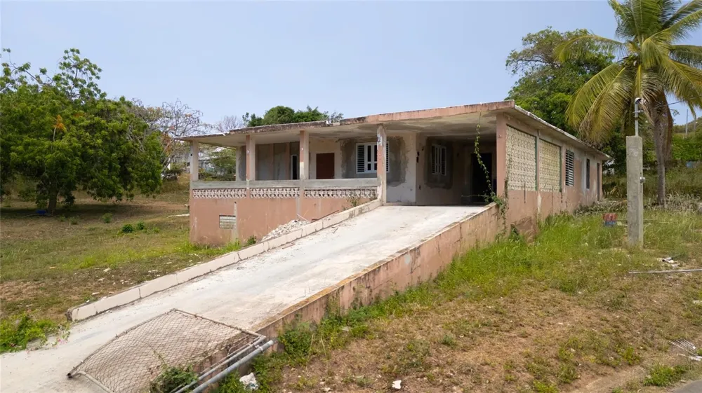 M-4 MONTE SANTO Vieques, PR 00765