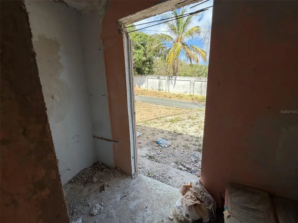 M-4 MONTE SANTO Vieques, PR 00765