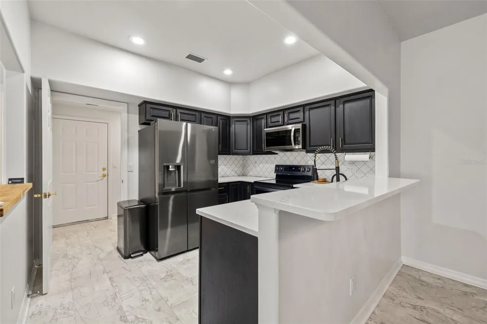 902 WOODBRIDGE COURT Safety Harbor, FL 34695