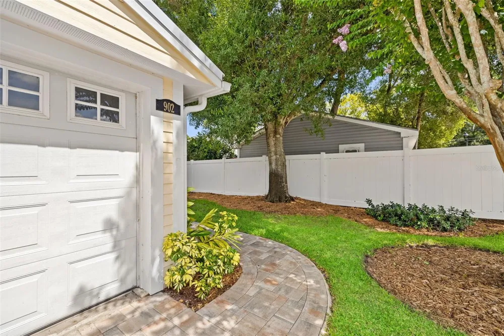 902 WOODBRIDGE COURT Safety Harbor, FL 34695