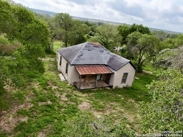 1917 Palo Alto Von Ormy, TX 78073