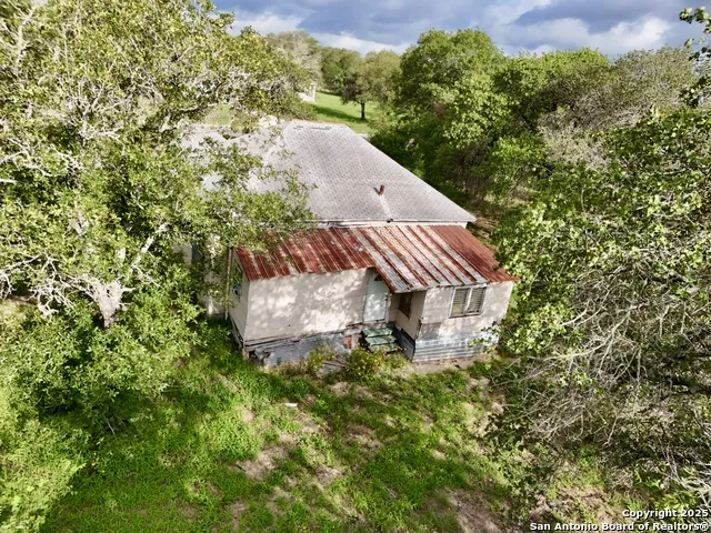 1917 Palo Alto Von Ormy, TX 78073