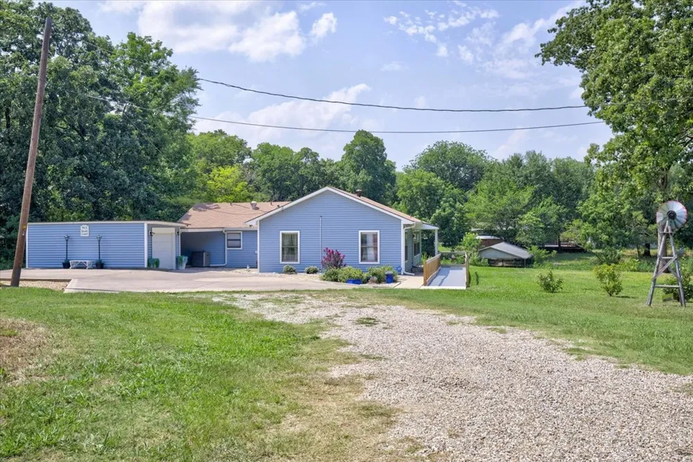 913 Keoki Court Tool, TX 75143