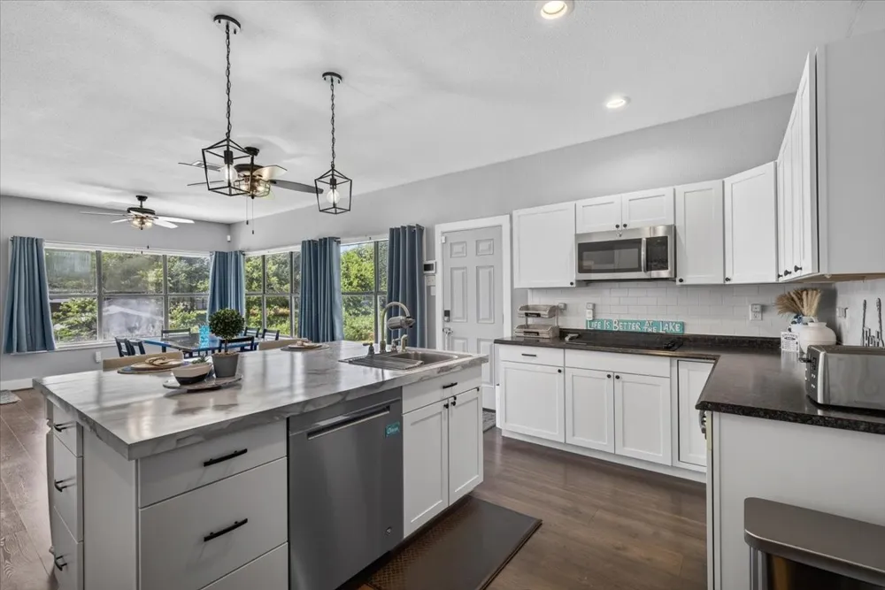 913 Keoki Court Tool, TX 75143