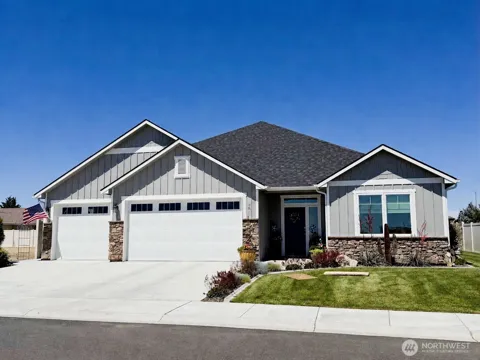 912 S M Loop Drive SW