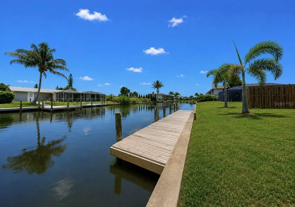 4931 VICTORIA DRIVE Cape Coral, FL 33904