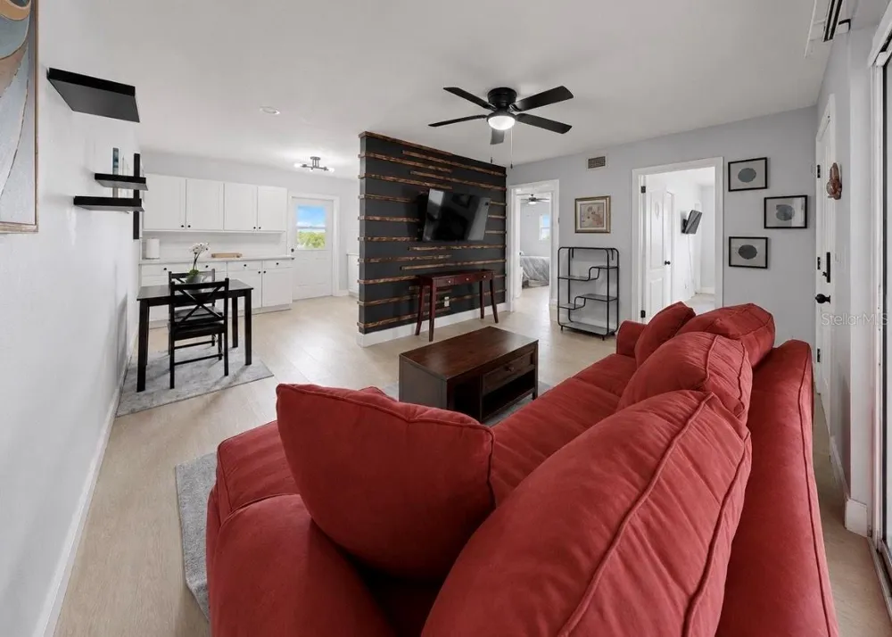 4933 VICTORIA DRIVE Cape Coral, FL 33904
