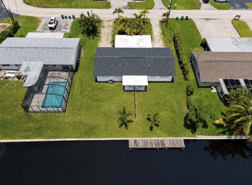 4933 VICTORIA DRIVE Cape Coral, FL 33904