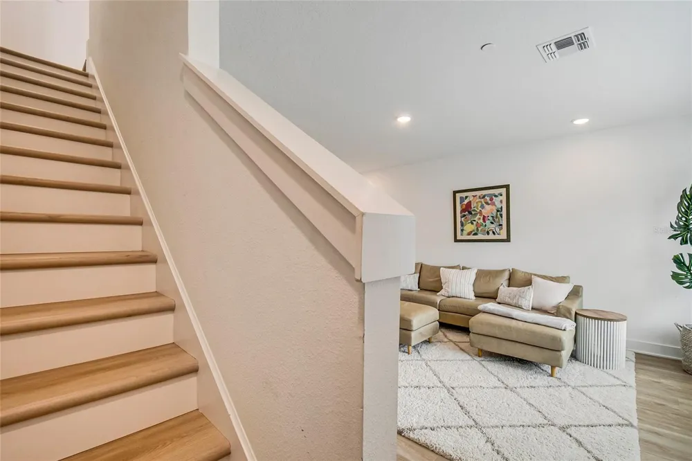 12574 WILLSTATTER AVENUE Orlando, FL 32827