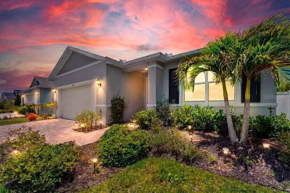 7322 34TH COURT E Sarasota, FL 34243