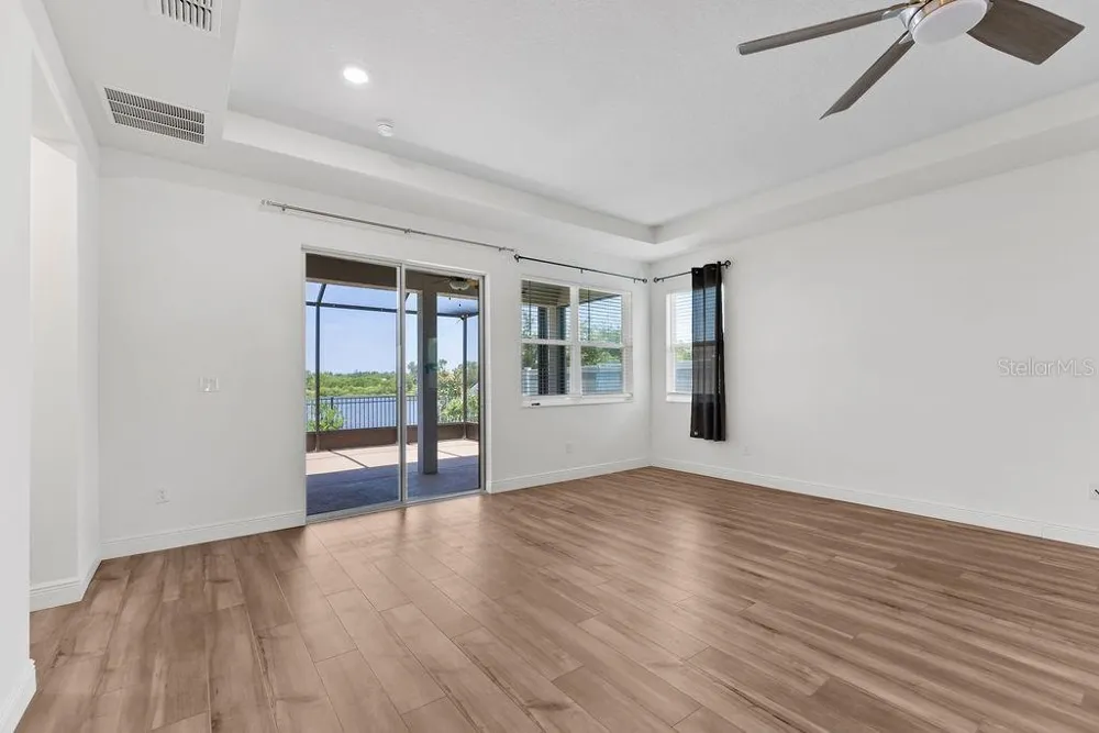 7322 34TH COURT E Sarasota, FL 34243