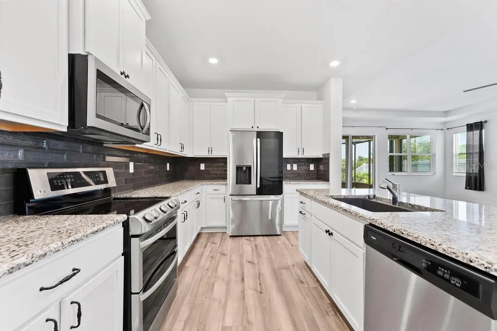 7322 34TH COURT E Sarasota, FL 34243