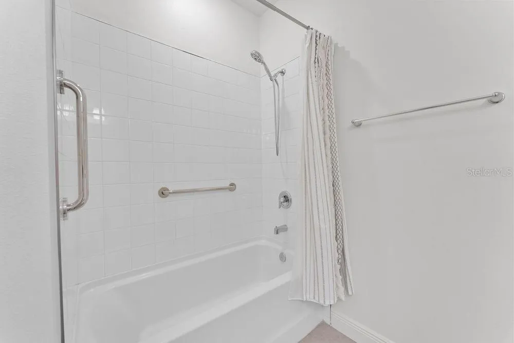 7322 34TH COURT E Sarasota, FL 34243
