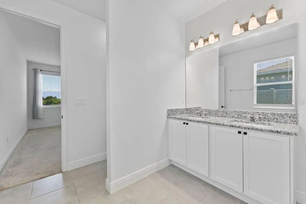 7322 34TH COURT E Sarasota, FL 34243