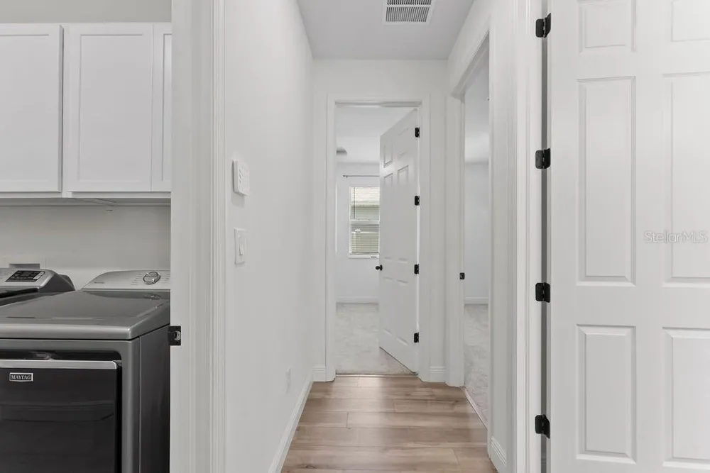 7322 34TH COURT E Sarasota, FL 34243
