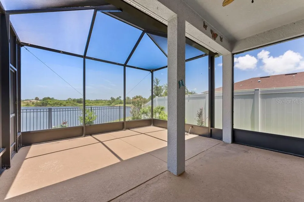 7322 34TH COURT E Sarasota, FL 34243