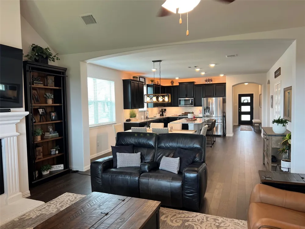 4145 Kyles Landing Drive Hickory Creek, TX 75065
