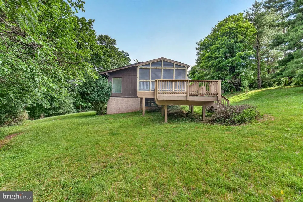 2748 BENNIES HILL ROAD Middletown, MD 21769