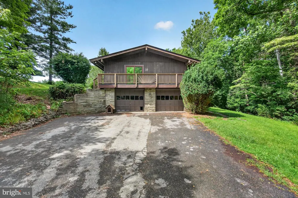 2748 BENNIES HILL ROAD Middletown, MD 21769