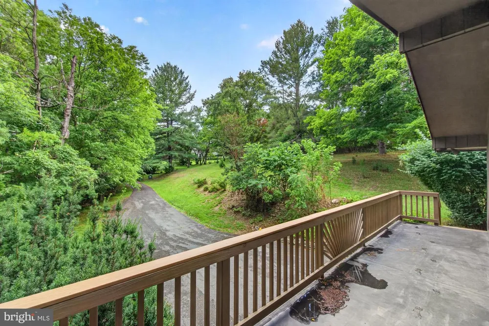 2748 BENNIES HILL ROAD Middletown, MD 21769