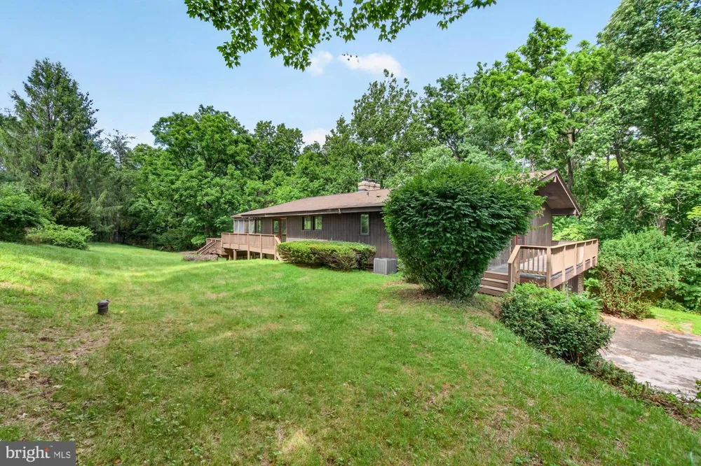2748 BENNIES HILL ROAD Middletown, MD 21769