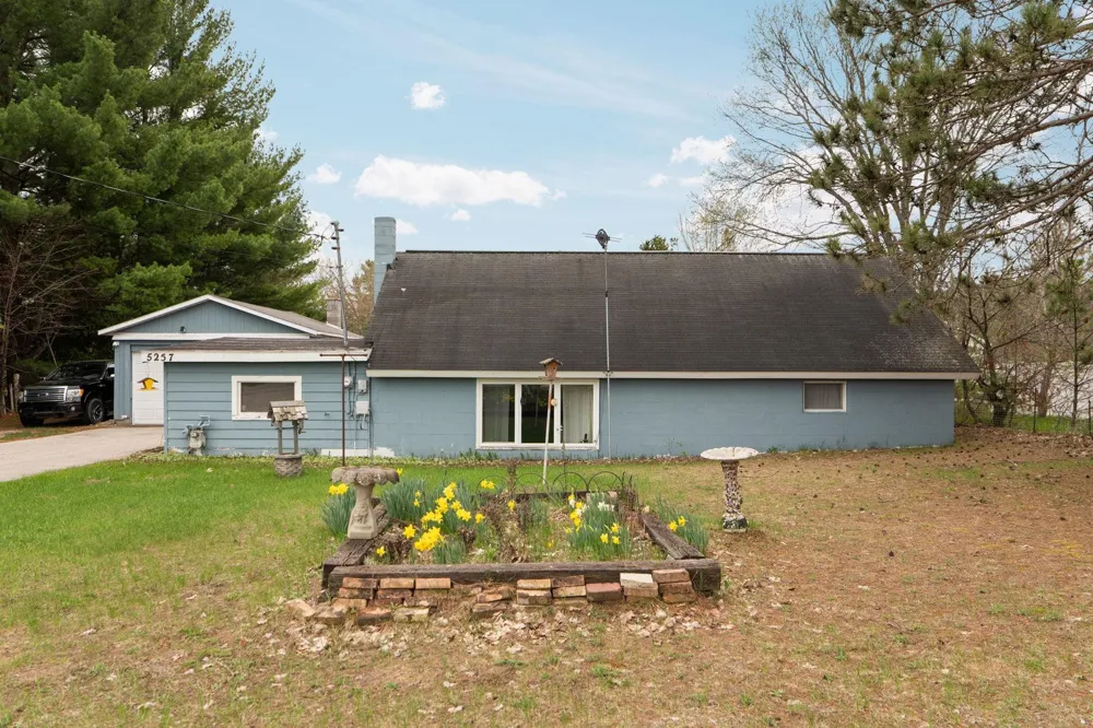 5257 Vance Road Blair Township, MI 49637