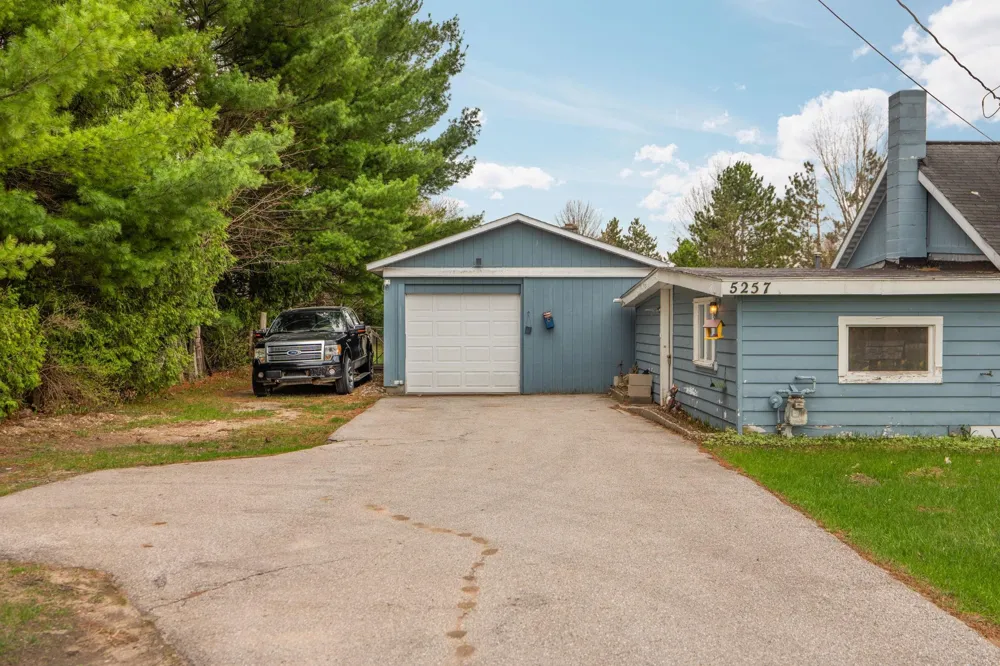 5257 Vance Road Blair Township, MI 49637
