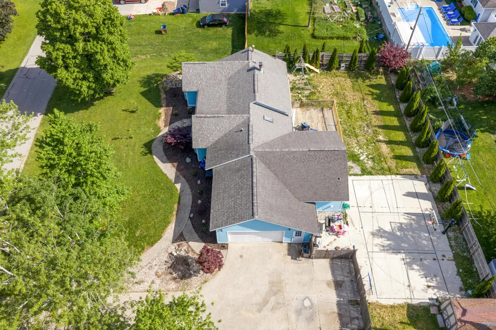 271 Glendale Street Holland City, MI 49423