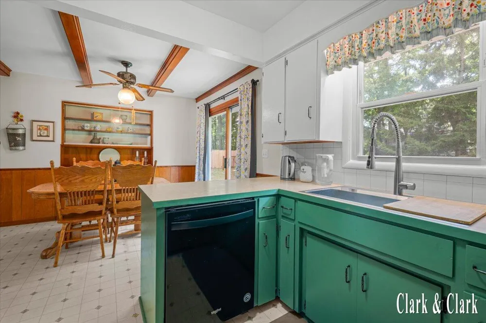 4747 Marshall Avenue SE Kentwood City, MI 49508