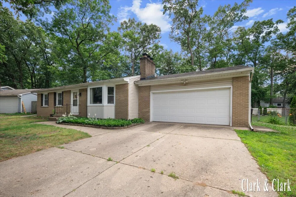 4747 Marshall Avenue SE Kentwood City, MI 49508