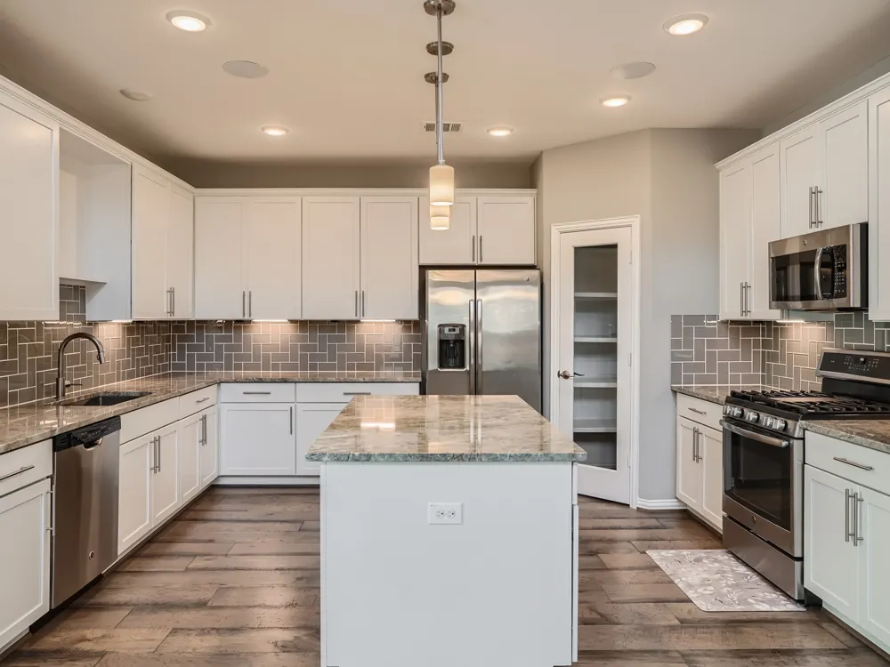 113 Leon Loop Liberty Hill, TX 78642