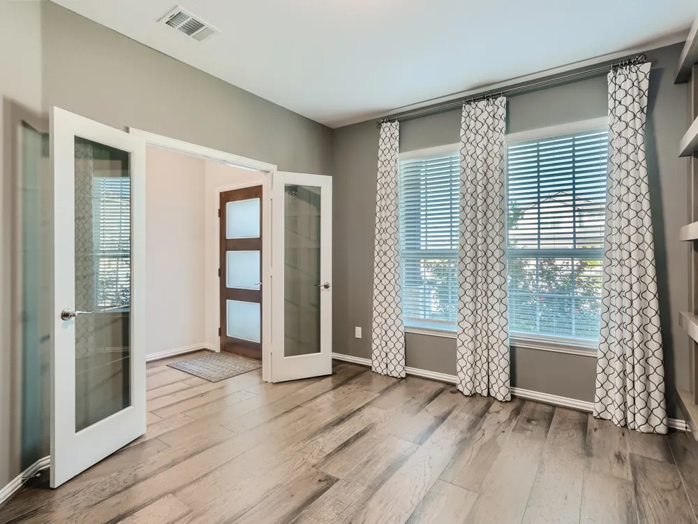 113 Leon Loop Liberty Hill, TX 78642