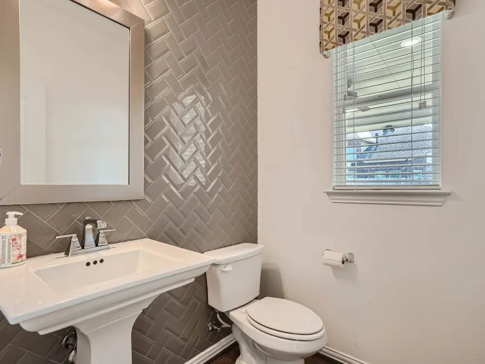 113 Leon Loop Liberty Hill, TX 78642