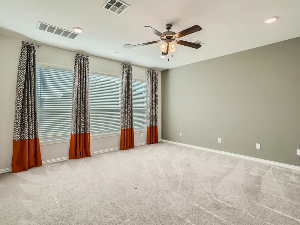113 Leon Loop Liberty Hill, TX 78642