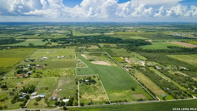 173401 Fargoer Marion, TX 78124