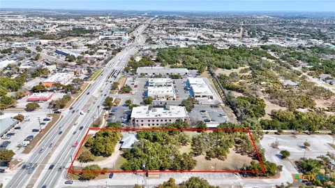 600 W Whitestone Boulevard