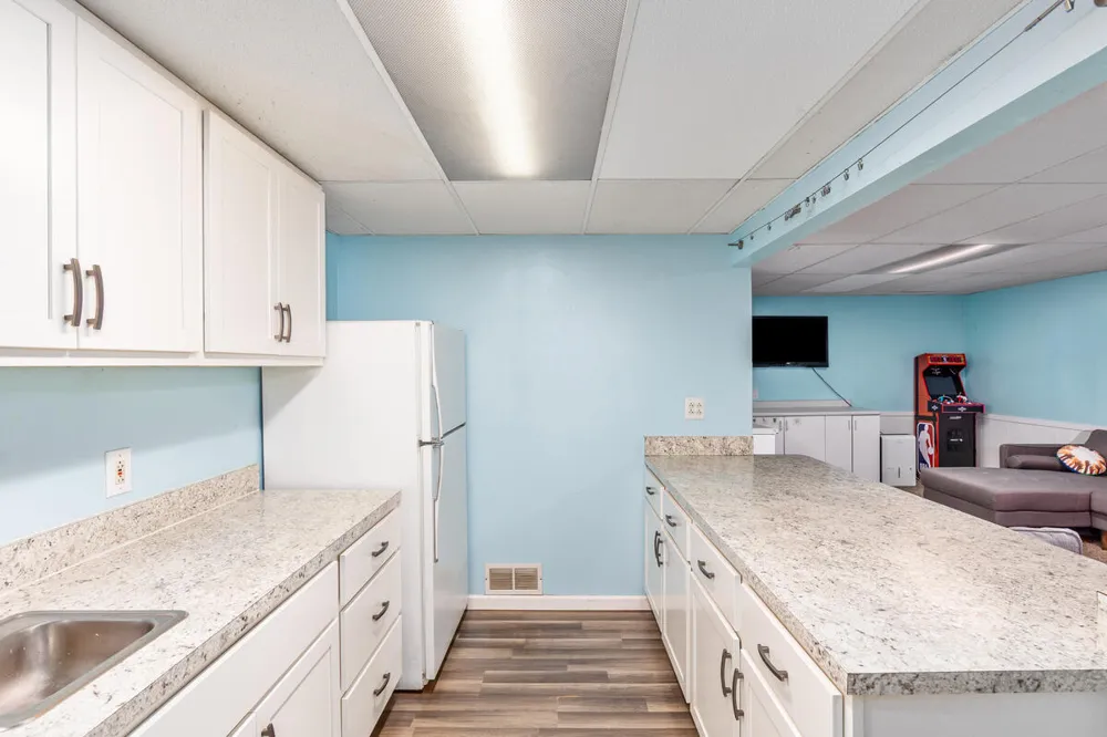 2576 Mapleview Street SE Kentwood City, MI 49508