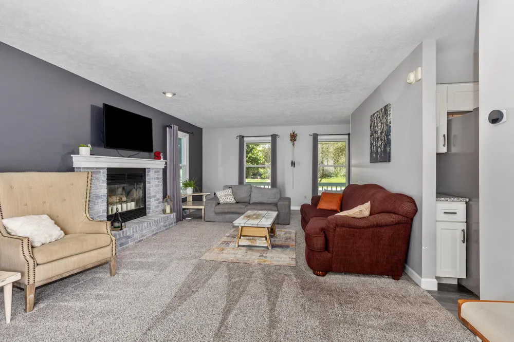 2576 Mapleview Street SE Kentwood City, MI 49508