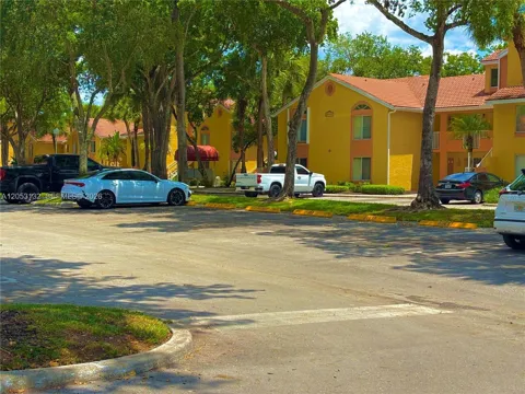 1040 CORAL SPRINGS CLUB #1040