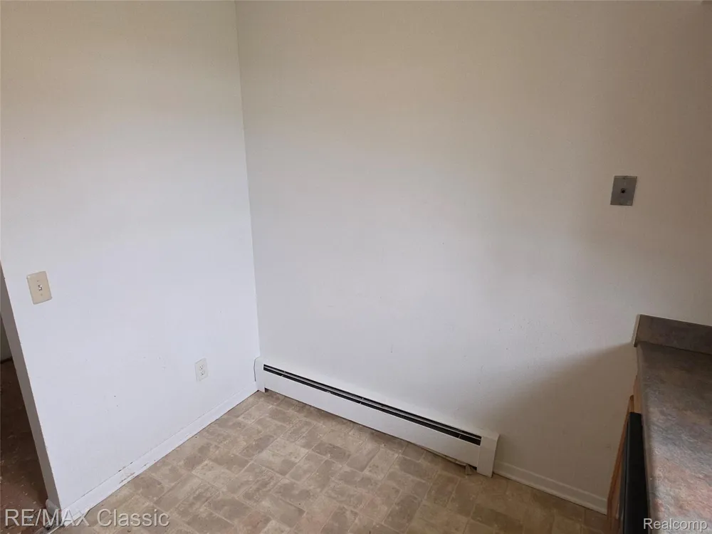 1101 Tienken Court #206 Rochester Hills City, MI 48306