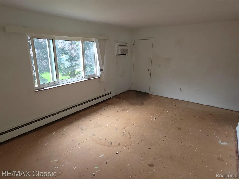1101 Tienken Court #206 Rochester Hills City, MI 48306