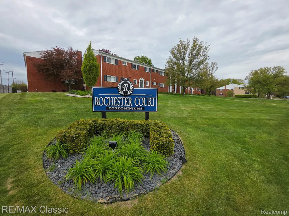 1101 Tienken Court #206 Rochester Hills City, MI 48306