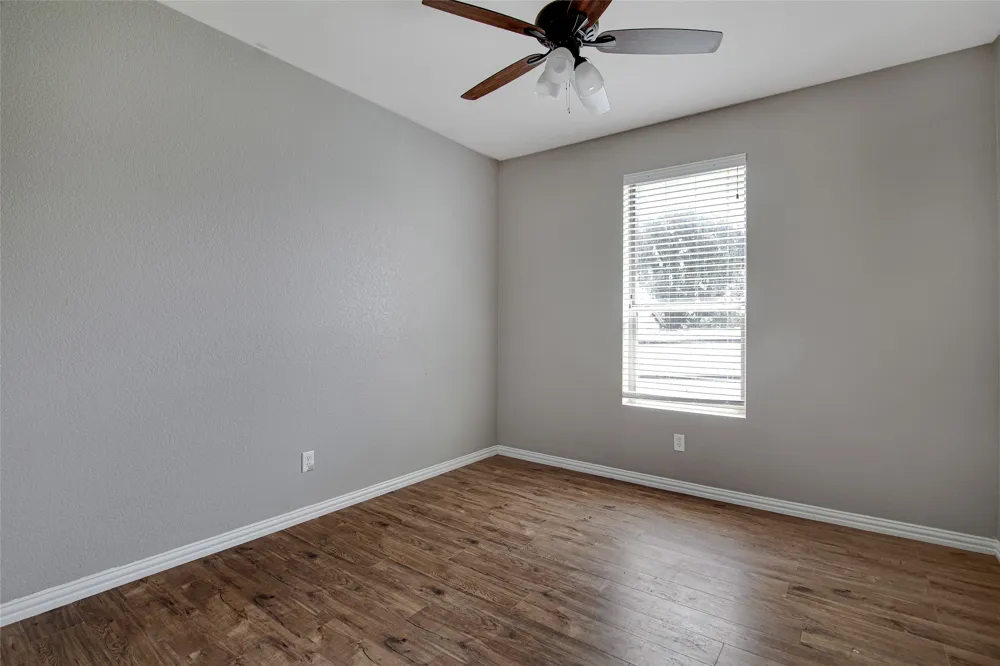 1015 Christine Street Keene, TX 76031
