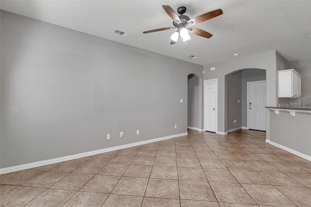 1015 Christine Street Keene, TX 76031