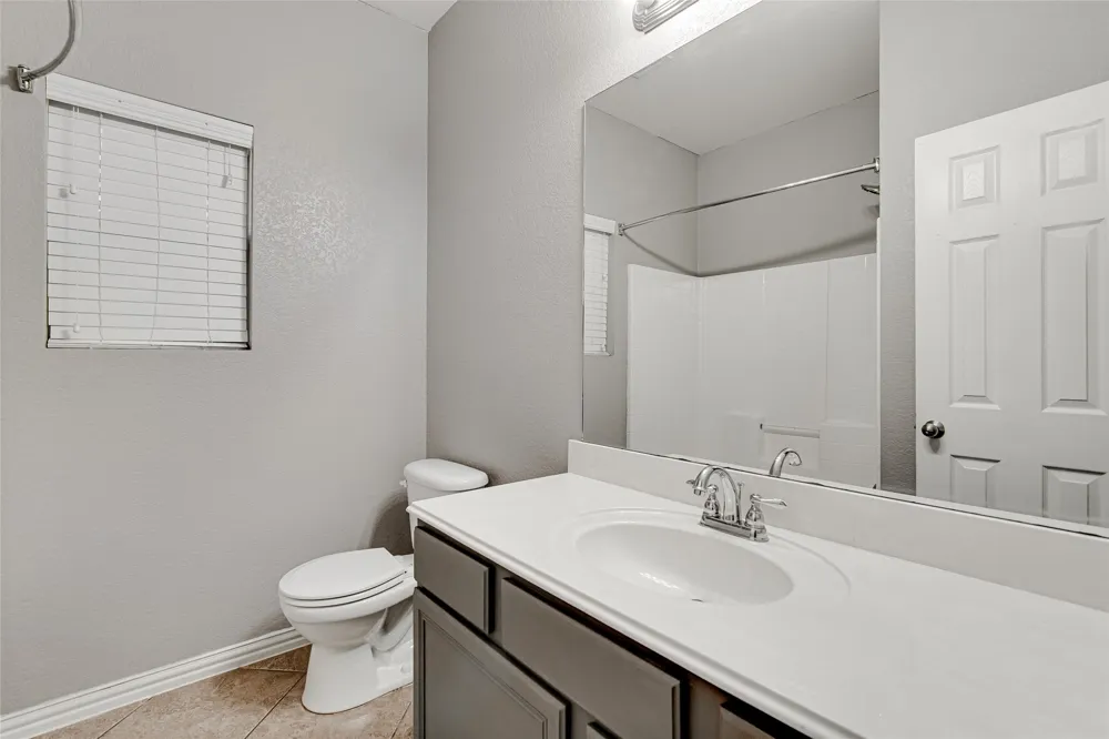 1015 Christine Street Keene, TX 76031