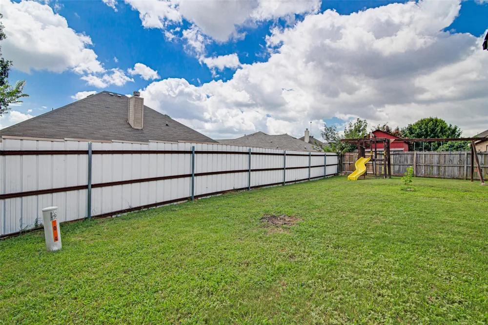 1015 Christine Street Keene, TX 76031