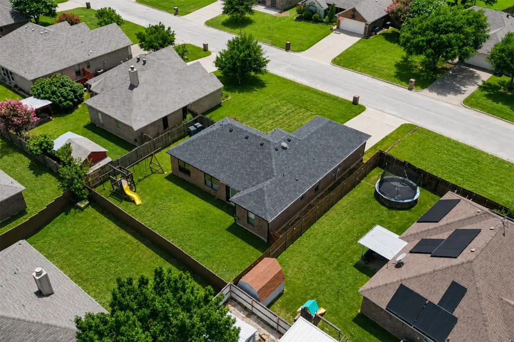 1015 Christine Street Keene, TX 76031