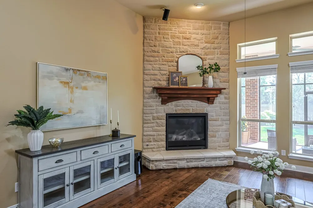 515 Mill Creek Road Pinehurst, TX 77362
