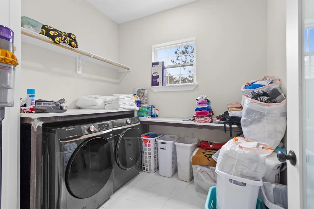 630 S Railroad Avenue Shepherd, TX 77371