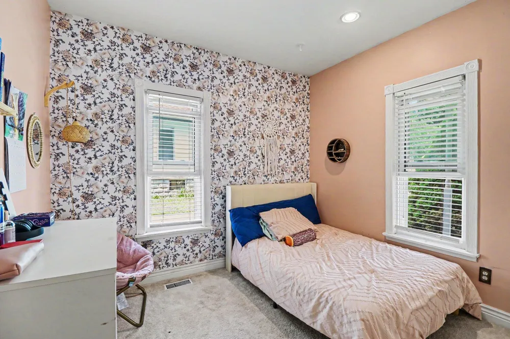 65 Pleasant Street Oxford Village, MI 48371